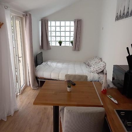 Studio Avec Terrasse Paris Sud Villejuif Eksteriør billede